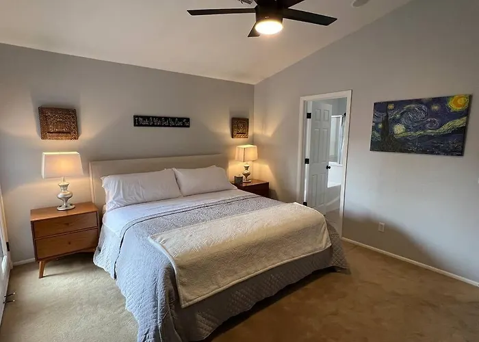 Holiday home 3bd Near Scottsdale - Golf Putting Phoenix